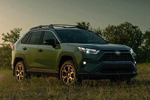 Toyota представила обновленный RAV4