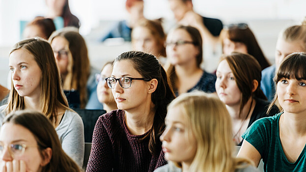 Студенты назвали желаемую зарплату после окончания вуза