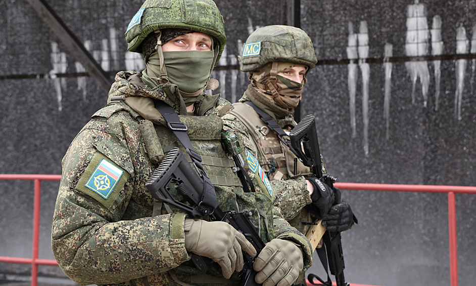  Российские миротворцы, охраняющие Алматинскую ТЭЦ-3
