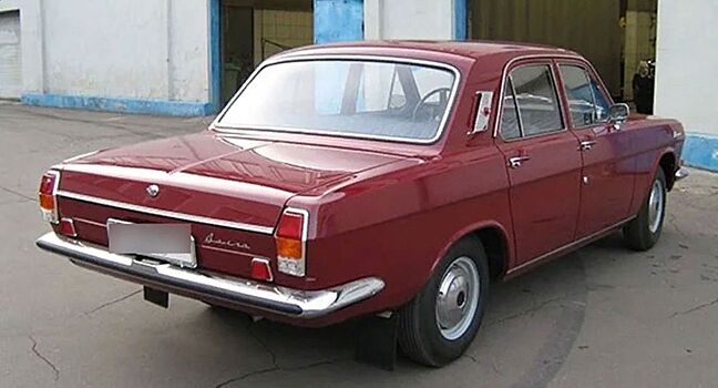 48-летнюю "Волгу" оценили в три миллиона рублей