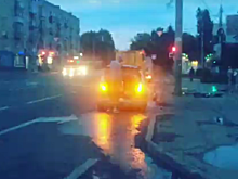 В центе Пензы водитель закрыл пассажира в багажнике