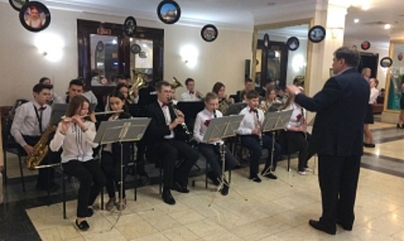 В Салехарде духовой оркестр исполнит для горожан песни военных лет