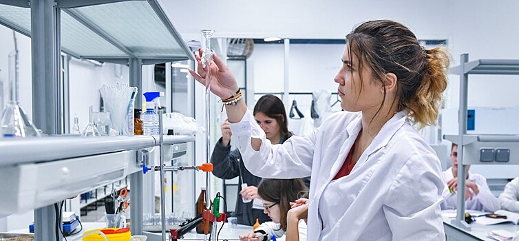 Ученые «Сириуса» изучат коронавирусную инфекцию