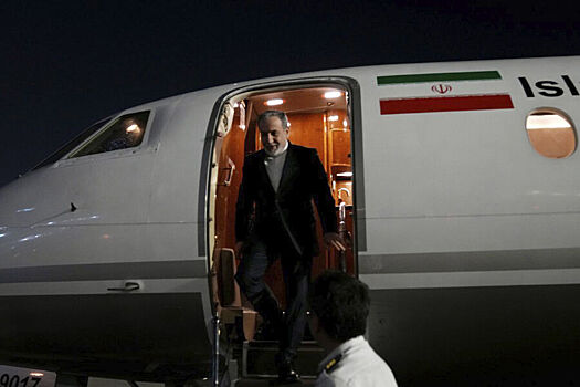 Глава МИД Ирана отправился в Катар