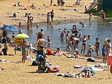 Недоступность курортов вызвала рост числа купальщиков на пляжах области