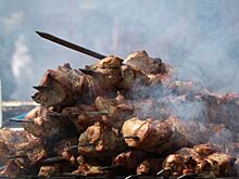 Роскачество: производители готового шашлыка обманывают с мясом