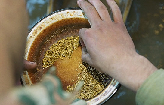 Минфин сообщил о росте производства золота в РФ