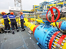 Половина покупателей российского газа открыли рублевые счета