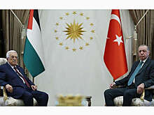 Anadolu: Эрдоган провел закрытые переговоры с главой Палестины Аббасом