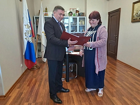 В Нижнем Новгороде вручили тысячный жилищный сертификат для многодетных семей