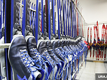 Глава Татарстана Минниханов передал подарки курганским погорельцам