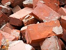 В Любинском районе Омской области появилась дорога их красного кирпича