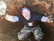 Британец нашел у себя во дворе историческую ценность бронзового века: обычный камень его прославил
