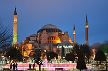 Стамбул на февральские праздники: стоит ли ехать в Турцию