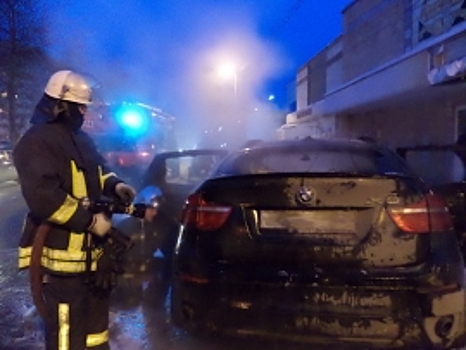 Три автомобиля горели в Нижегородской области минувшей ночью
