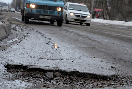 В Москве начнут автоматически выявлять ямы и мусор на дорогах