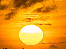 Россияне могут наблюдать самое крупное Солнце в году