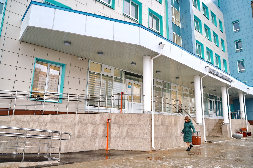 В Новосибирске вновь продлили разрешение на строительство одной из ГЧП-поликлиник