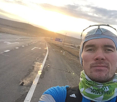 Спортсмен из Петербурга за год добежал до космодрома Восточного