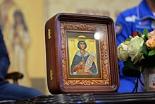 Пасхальным крестным ходом по Екатеринбургу пронесут "космическую" икону