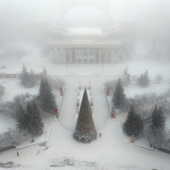 В этом году настоящие сибирские морозы пришли в Новосибирск только накануне Нового года.