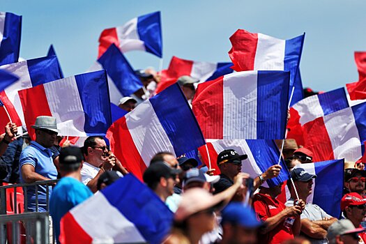 Президент Эммануэль Макрон выступил за возвращение Гран-при Франции. Вероятно проведение городской гонки в Ницце