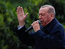 Эрдоган исполнил песню во время выступления перед своими сторонниками