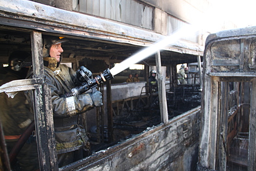 В Приморье на трассе дотла сгорел пассажирский автобус