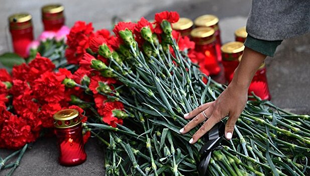 В Конституционному суде почтили память о погибших в Кемерово
