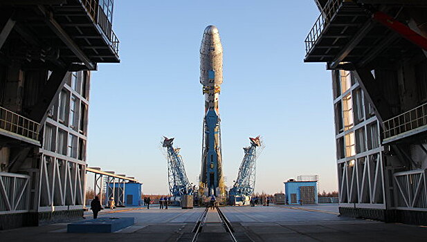 Рогозин поздравил расчет Восточного с пуском "Союза"