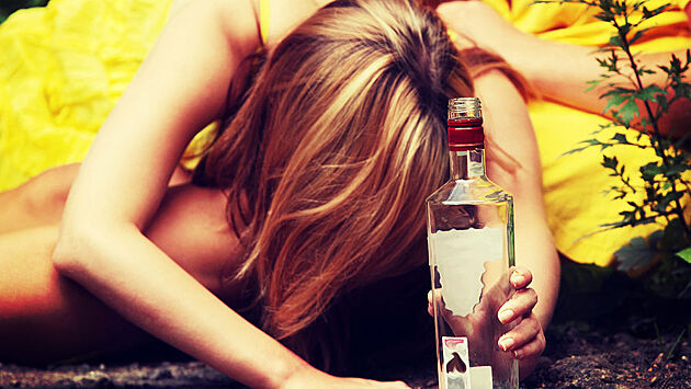 Ученые установили, что пьянство связано с изменениями микробиома кишечника