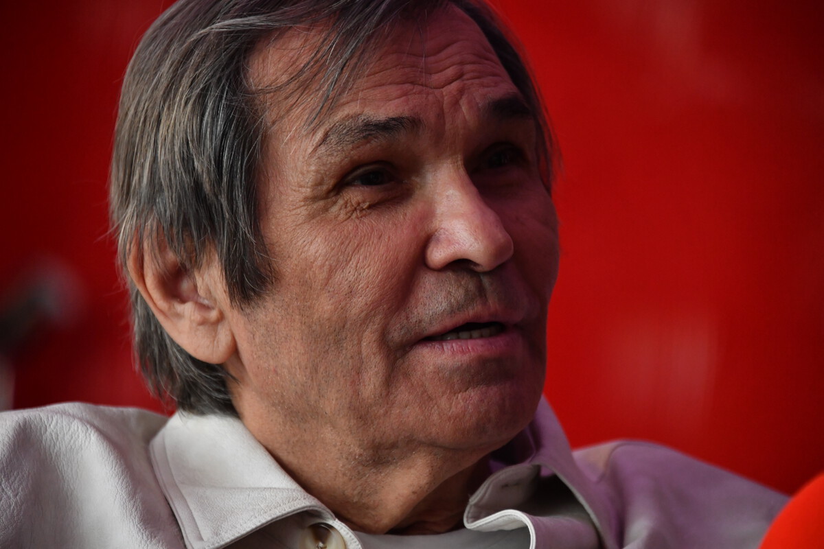 СМИ: пропустивший похороны Левкина Бари Алибасов в предынсультном состоянии