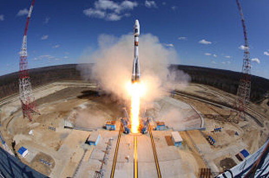 Замглавы НАСА посетит в марте пилотируемый запуск с Байконура