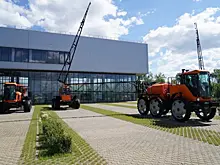 Глава РД посетил винно-коньячный завод «Избербашский»