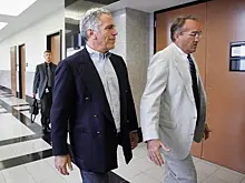 Умер двойник? Почему пользователи Сети считают, что Эпштейн жив