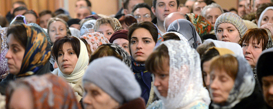 Верующие Новосибирска требуют у Травникова открыть храмы на Пасху