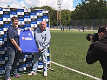 Молодёжный состав ФК «Балтика» получил новую футбольную форму и мячи от калининградского мецената