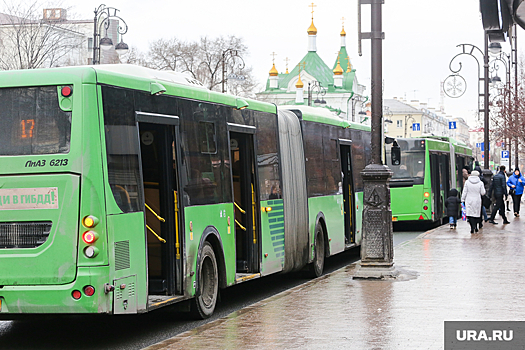 Тюменцы пожаловались на массовые срывы автобусных рейсов