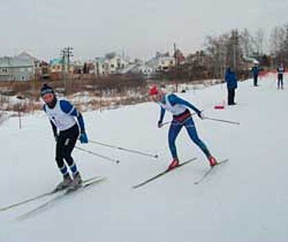 В Челябинске ветераны спорта и олимпийские чемпионы восстановили лыжную трассу, заброшенную почти 30 лет назад