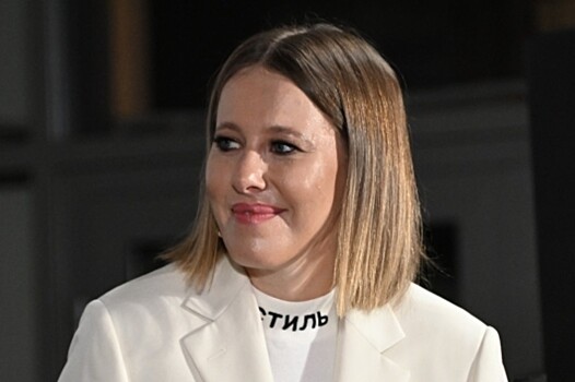 Собчак обратилась к Пугачевой в день ее рождения