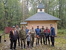 Жители Балахнинского округа восстановили сожжённую вандалами часовню