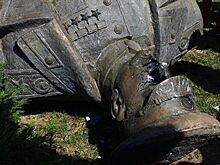 Активисты в Харькове сообщили об обысках по делу о сносе бюста Жукова