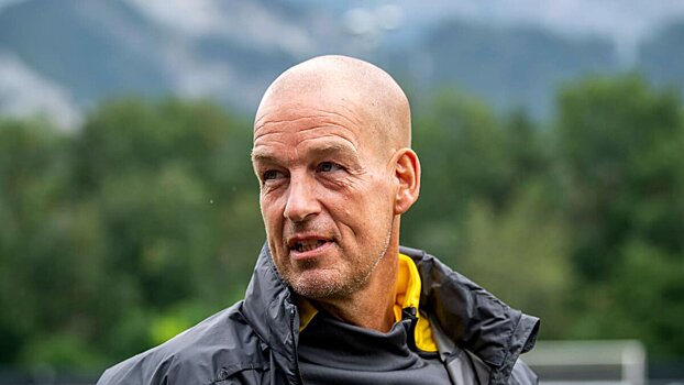 Директор «Боруссии»: «Вопрос веры радикализируется и не объединяет, политика теряет популярность. Футбол – единственный социальный клей, помимо музыки»