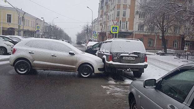 Восстание машин: В Пензе случилось ДТП без автовладельцев