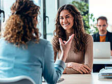 Психолог Верчинова: темы-катализаторы помогут завязать светскую беседу