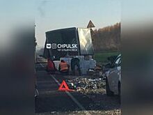 Грузовой автомобиль, груженый коньяком, попал в аварию в Цильнинском районе