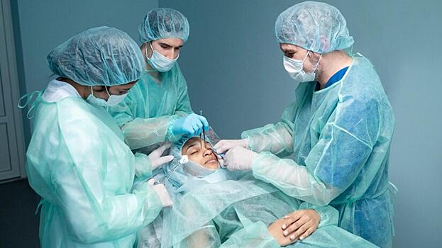 Названа самая опасная косметическая операция с риском осложнений в 92%