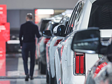 Автодилеры рассказали, насколько подорожают машины в 2026 году