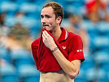 Аслан Карацев с уверенной победы стартовал в квалификации турнира ATP-500 в Роттердаме