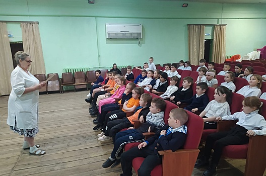 Медработник рассказала юным жителям Новодонецкой о ЗОЖ